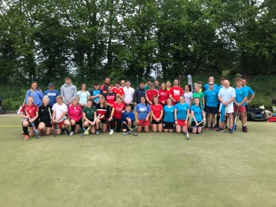 CKI Hockey Team Helps Raise Funds for Local Charities