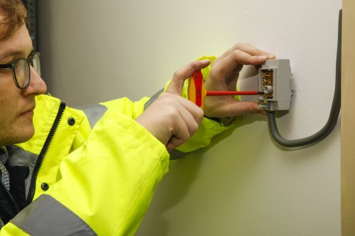 T4422 SET_04 T4422 SET_04